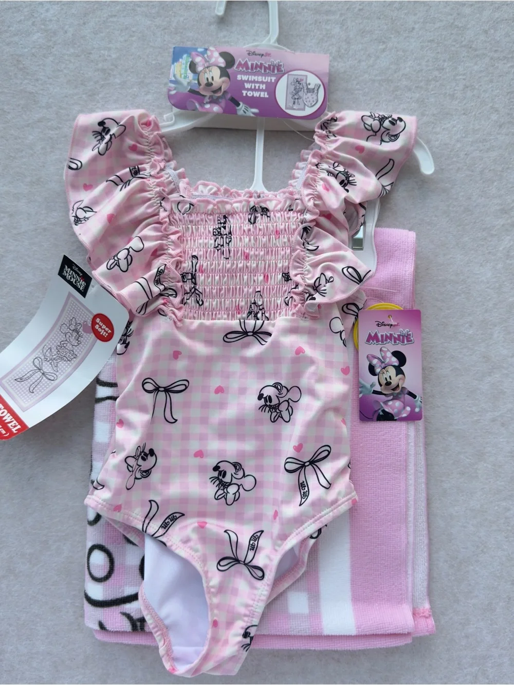Disney Minnie Mouse Girls One Piece Swimsuit & Beach Towel Set Size 4T NWT NEW